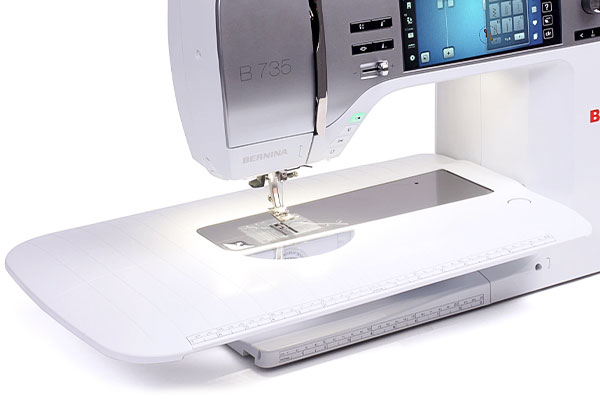 Bernina B 735