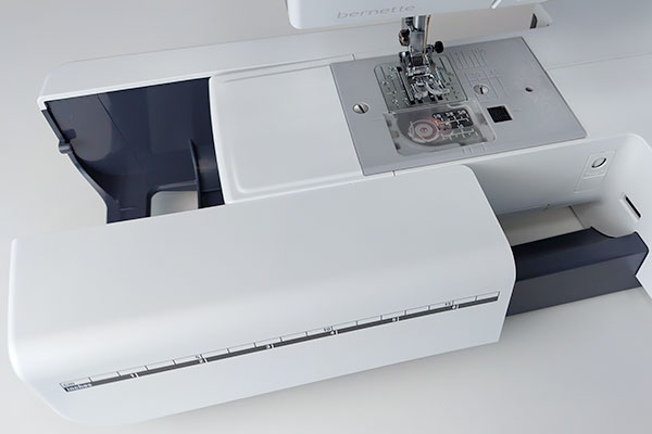 Bernina Bernette B37