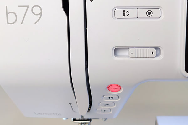 Bernina Bernette B 79