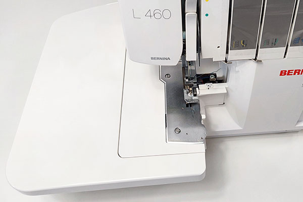 Bernina L 460