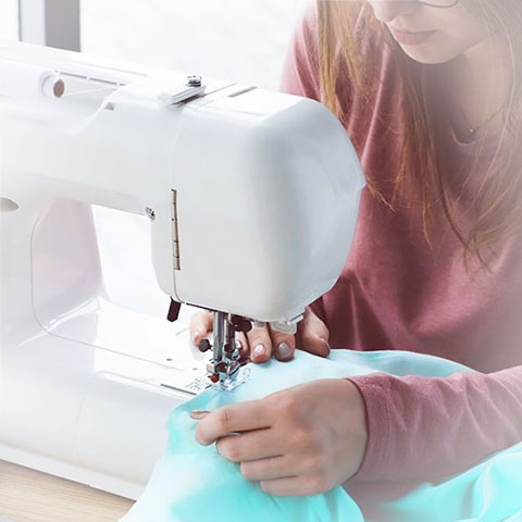 Швейные машинки для тонких и толстых тканей: отличия, советы по выбору